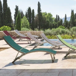 Transat Samba Pliable Et Empilable Bordeaux Hespéride -Mobilier De Jardin transat samba bordeaux hesperide 6